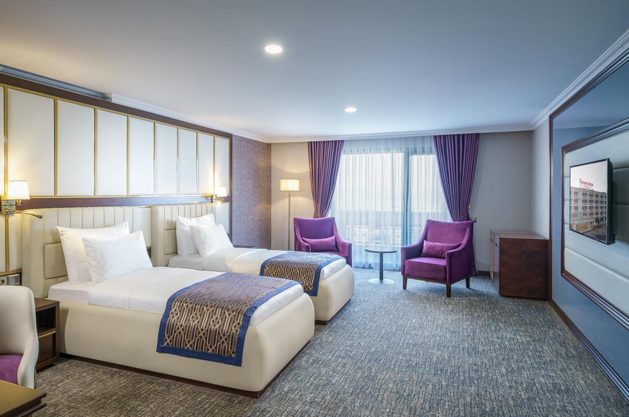 Hotel Ramada Plaza By Wyndham Silivri Exterior foto