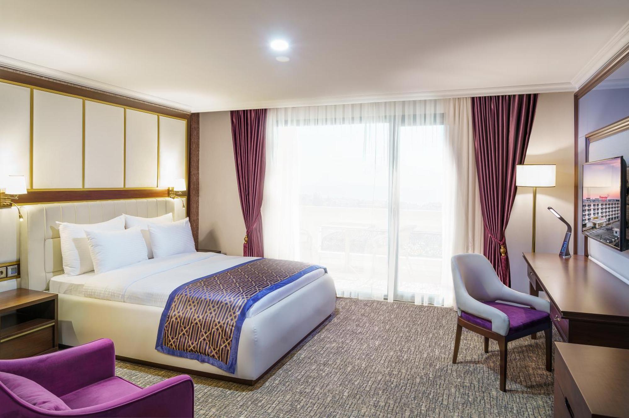 Hotel Ramada Plaza By Wyndham Silivri Exterior foto