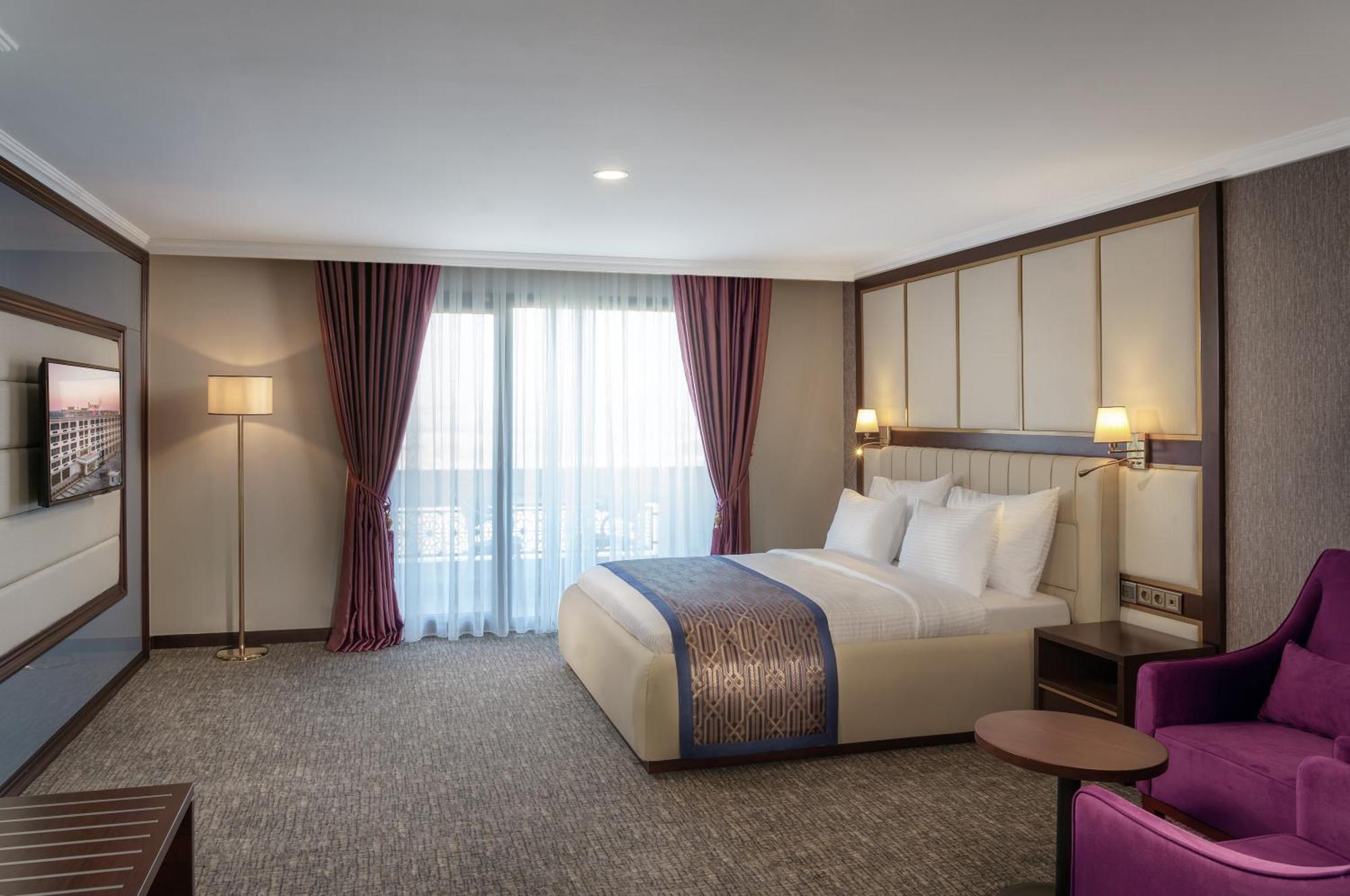 Hotel Ramada Plaza By Wyndham Silivri Exterior foto